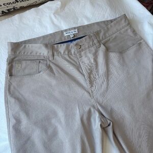 Peter Millar Men’s khaki golf pant 35x30